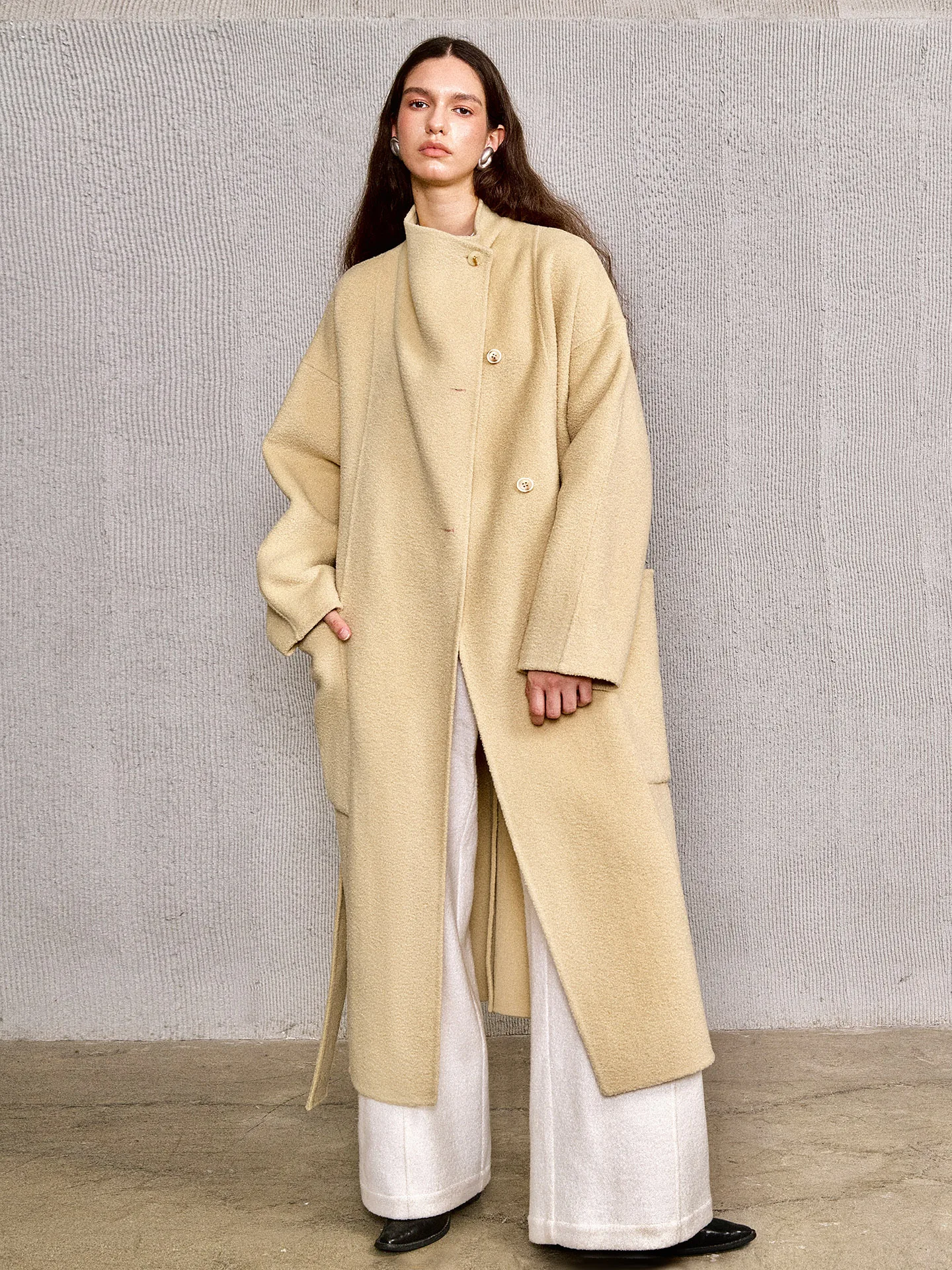 Ele Woolen Coat Double-Faced Medium-Length Loose Fit Luxury Outerwear for Women by Luobian Chinese Brand
Ele Woolen Coat Double-Faced Medium-Length Loose Fit Luxury Outerwear for Women by Luobian Chinese Brand