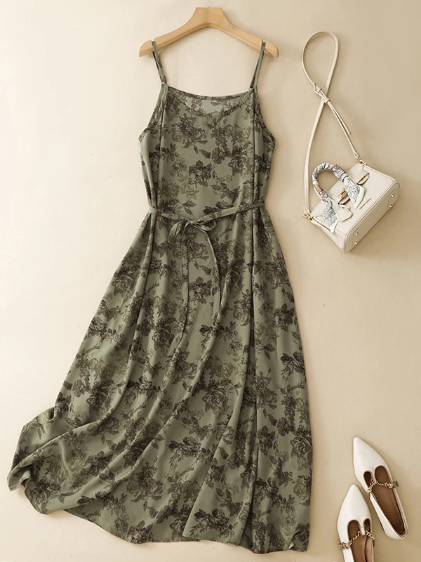 Elegant Retro Floral Print White Slimming Strap Dress Women's High Waist Long Skirt Artistic Style Summer Vacation Gown
Elegant Retro Floral Print White Slimming Strap Dress Women's High Waist Long Skirt Artistic Style Summer Vacation Gown