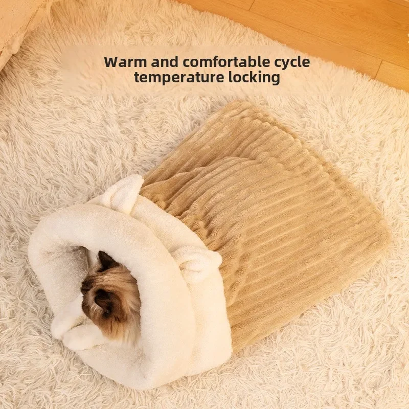 Sleeping bag cat nest, warm in winter, safe security tunnel, cat drilling in winter, universal in all seasons, kitten sleeping
Sleeping bag cat nest, warm in winter, safe security tunnel, cat drilling in winter, universal in all seasons, kitten sleeping