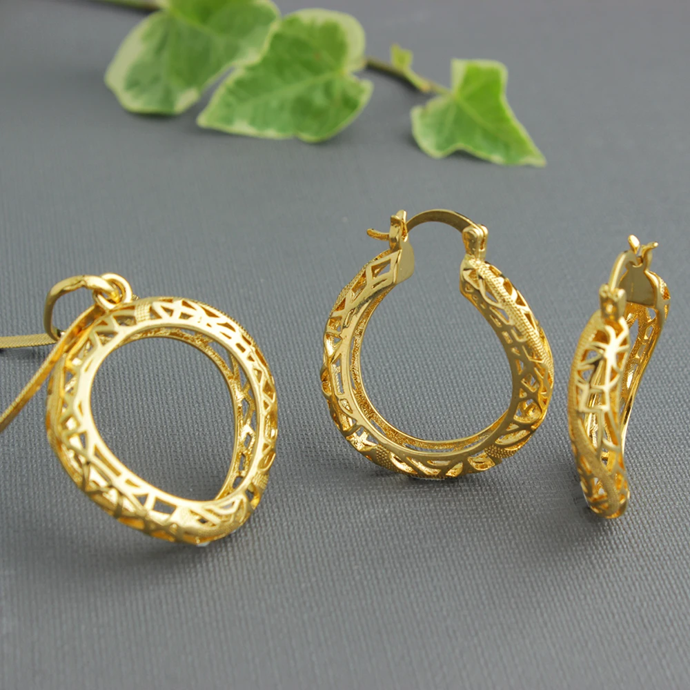 FS Elegant Simple High Quality Fashion Hot Sale Charm Irregular Shape Gold Plated 18K Color Jewelry Set
FS Elegant Simple High Quality Fashion Hot Sale Charm Irregular Shape Gold Plated 18K Color Jewelry Set
