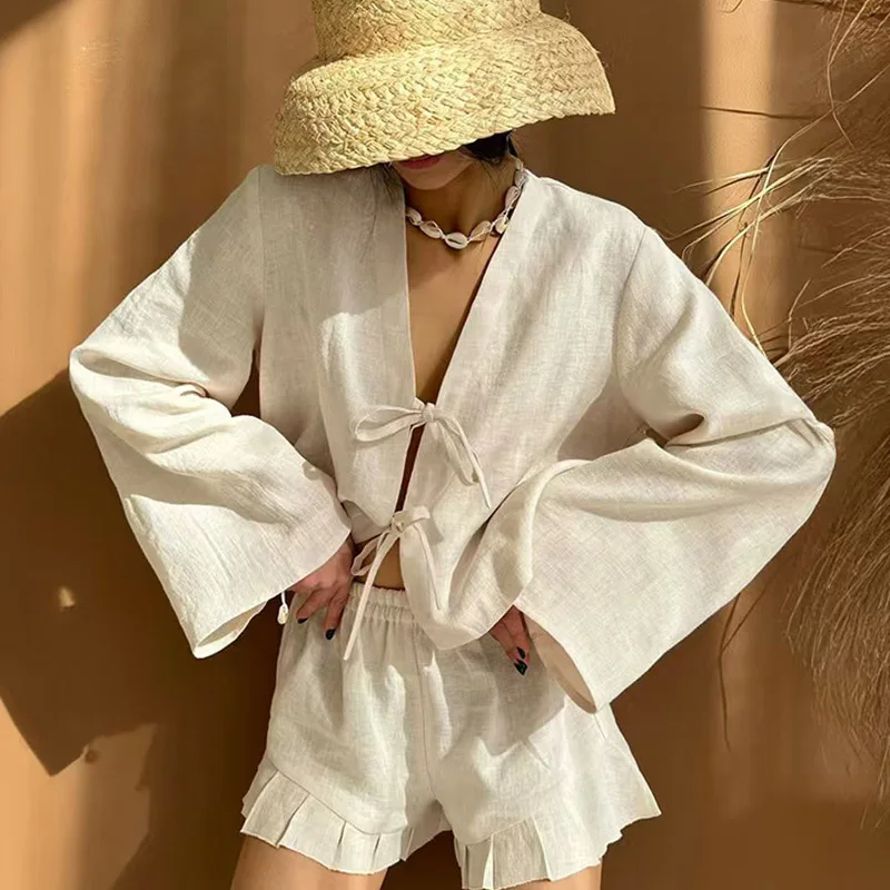 Осенний женский топ на шнуровке с глубоким v-образным вырезом и расклешенными рукавами, женская рубашка на шнуровке, женская сексуальная футболка с v-образным вырезом и длинным рукавом
Осенний женский топ на шнуровке с глубоким v-образным вырезом и расклешенными рукавами, женская рубашка на шнуровке, женская сексуальная футболка с v-образным вырезом и длинным рукавом