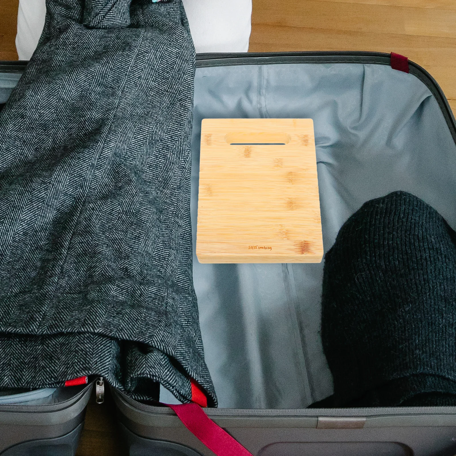 Lightweight Laundry Washboard for Household Travel Portable Clothes Scrubbing Tool Smooth Washing Mini for Underwear
Lightweight Laundry Washboard for Household Travel Portable Clothes Scrubbing Tool Smooth Washing Mini for Underwear
