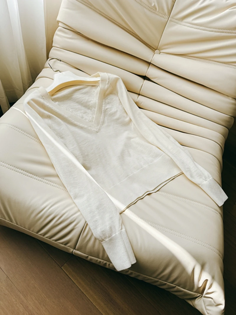 Ele Soft Lace Splice V-Ne Long Sve Knitted Top Base Layer Outerwear Anti-Aging Versatile New Sle Women's irt
Ele Soft Lace Splice V-Ne Long Sve Knitted Top Base Layer Outerwear Anti-Aging Versatile New Sle Women's irt