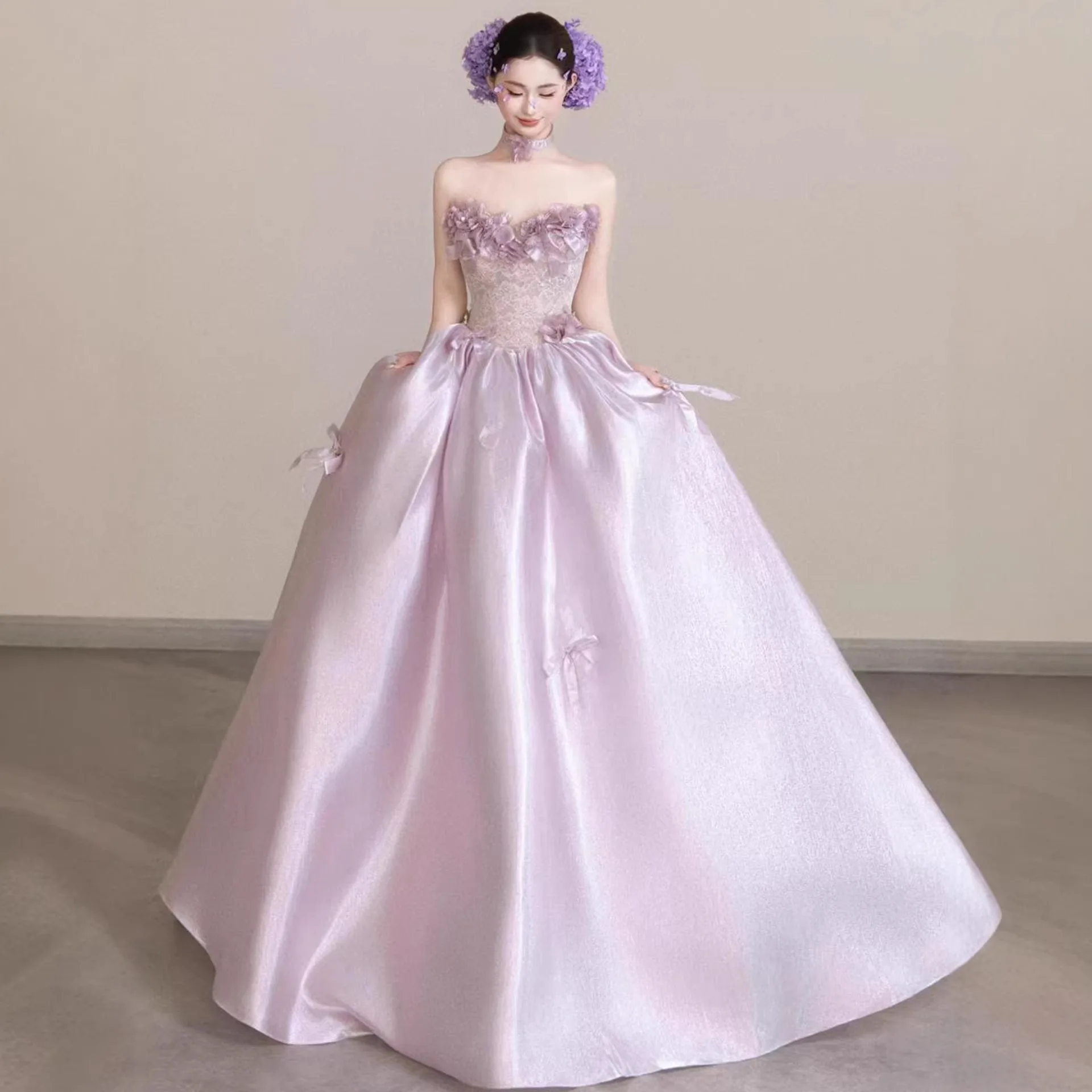 Light Purple 2026 Elegant Escape Princess Quinceanera Dresses Sweetheart Floral Appliques Stain Evening Gowns Vestido De Novia
Light Purple 2026 Elegant Escape Princess Quinceanera Dresses Sweetheart Floral Appliques Stain Evening Gowns Vestido De Novia