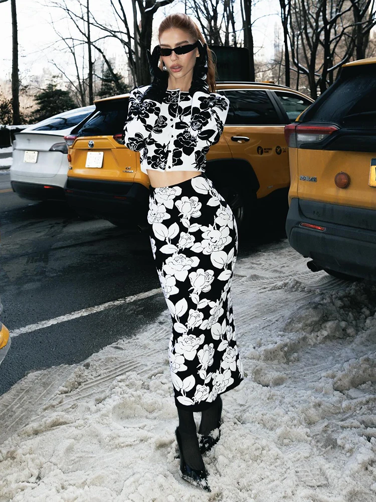 Elegant Two Piece Set Floral Print Long-Sleeve Cardigan and Midi Bandage Skirt Set for Stylish Outings & formal Events
Elegant Two Piece Set Floral Print Long-Sleeve Cardigan and Midi Bandage Skirt Set for Stylish Outings & formal Events