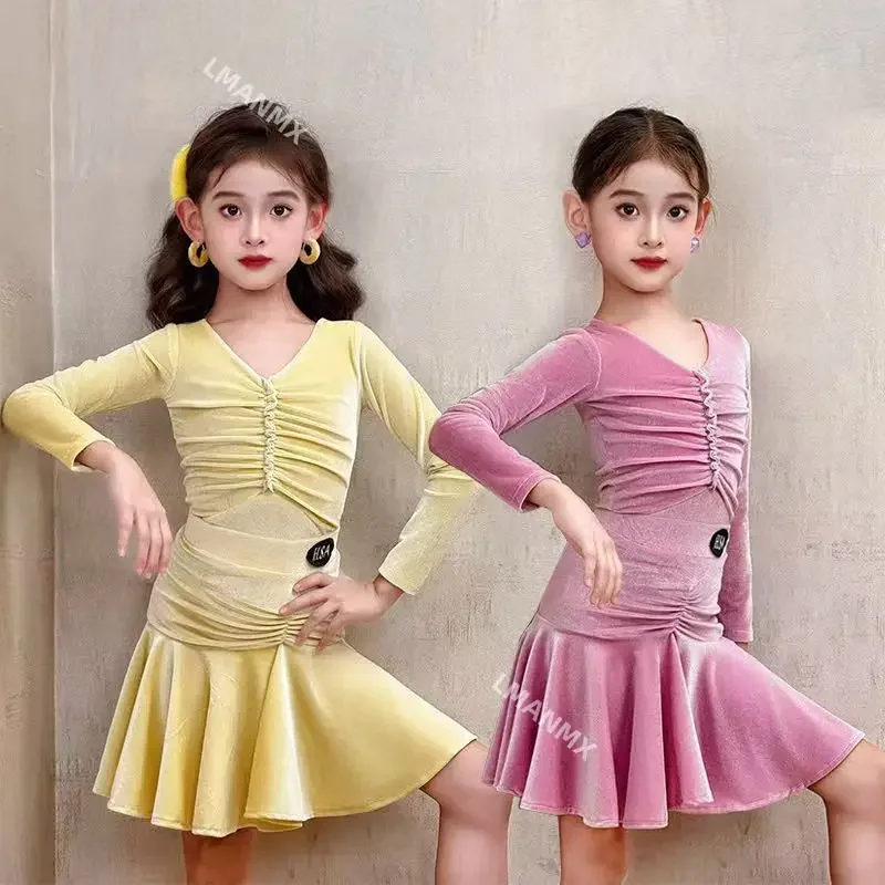 Новое детское платье для латинских танцев, платье для соревнований, полуюбка, тренировочное платье для выступлений
Новое детское платье для латинских танцев, платье для соревнований, полуюбка, тренировочное платье для выступлений