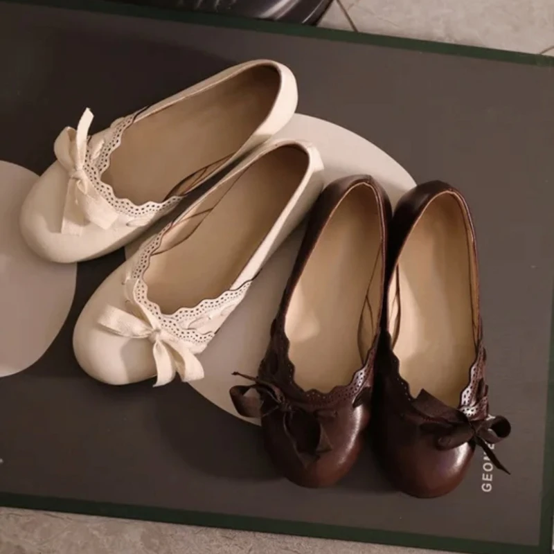 Retro Brown Lace Butterfly Knot Detail Ballet Flats Women Fashion Round-Toe Shallow Mary Jane Shoes Sweet Banquet Lolita Shoes
Retro Brown Lace Butterfly Knot Detail Ballet Flats Women Fashion Round-Toe Shallow Mary Jane Shoes Sweet Banquet Lolita Shoes