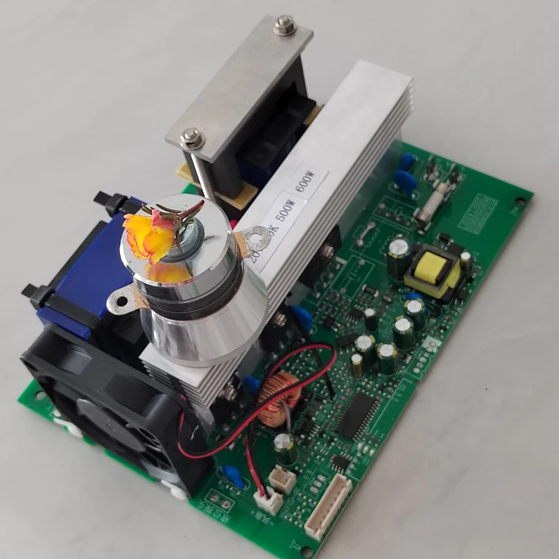 500W 28KHZ 28KHZ or 40KHZ Ultrasonic Sound Generator Driving Piezoelectric Transducers
500W 28KHZ 28KHZ or 40KHZ Ultrasonic Sound Generator Driving Piezoelectric Transducers