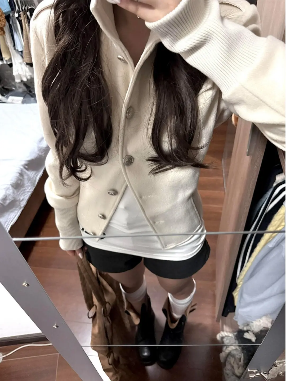 Женская приталенная куртка в корейском стиле с воротником-стойкой, утягивающая талию, зимняя, модная, универсальная, для повседневной носки
Женская приталенная куртка в корейском стиле с воротником-стойкой, утягивающая талию, зимняя, модная, универсальная, для повседневной носки