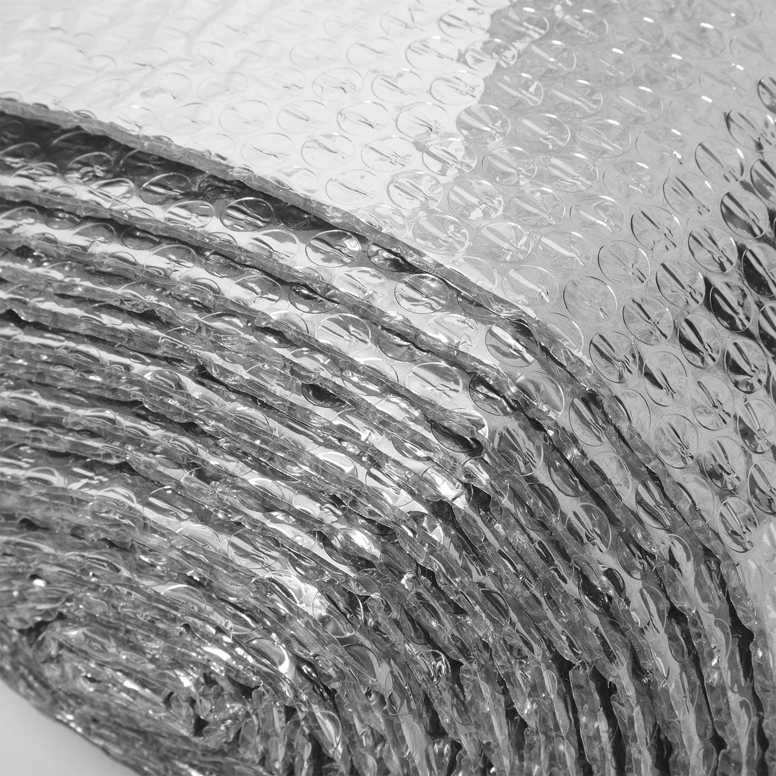 1 Roll Reflective Insulation Aluminum Foil Bubble Film Thermal Insulation for Roofs Walls Greenhouses Car Insulated Hose Wrap
1 Roll Reflective Insulation Aluminum Foil Bubble Film Thermal Insulation for Roofs Walls Greenhouses Car Insulated Hose Wrap