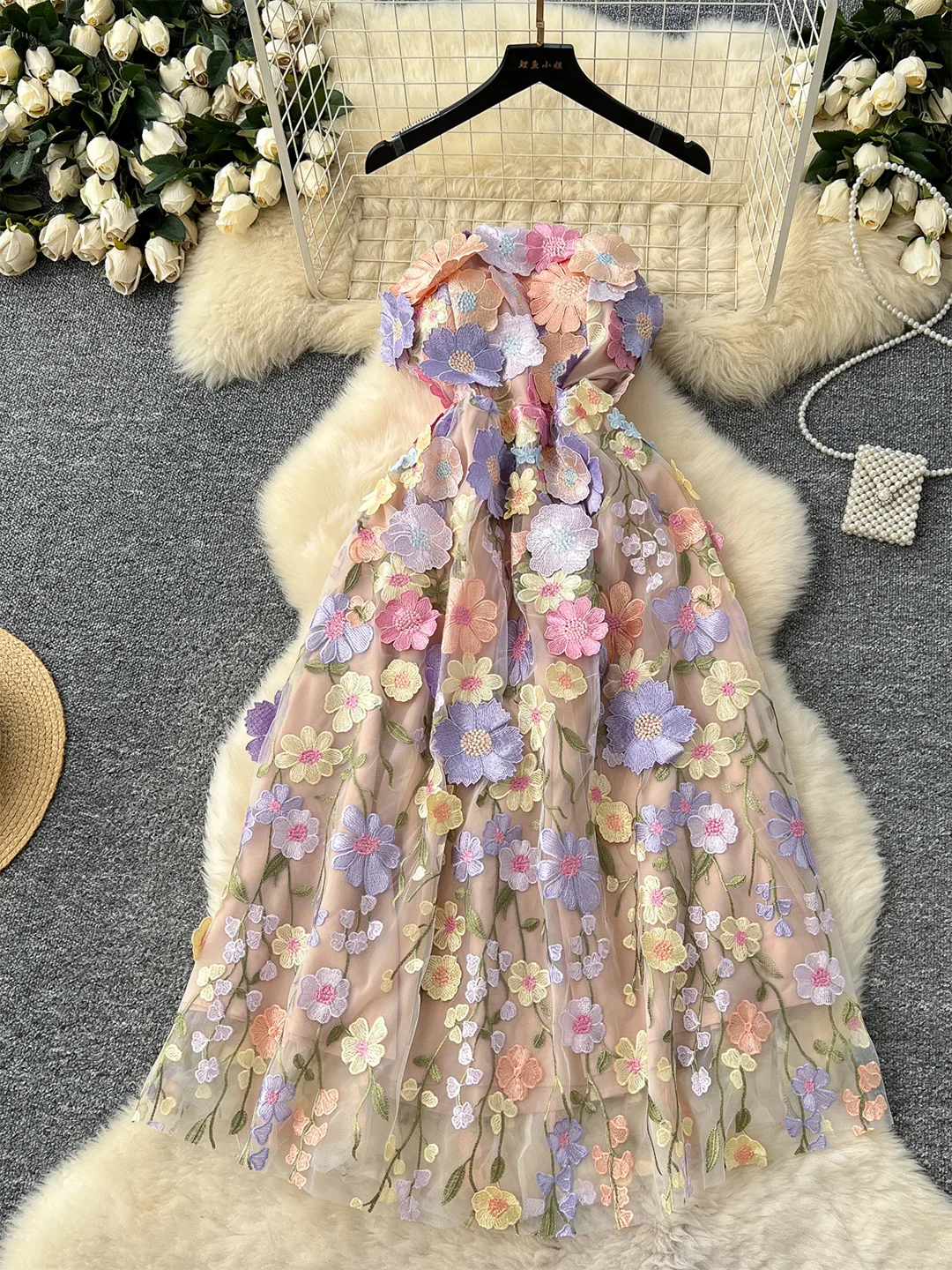 Croysier Vintage Fashion Raised Flower Embroidery Dress Woman Sleeveless Party Slip Strap Midi Dress Summer Vacation Dresses
Croysier Vintage Fashion Raised Flower Embroidery Dress Woman Sleeveless Party Slip Strap Midi Dress Summer Vacation Dresses