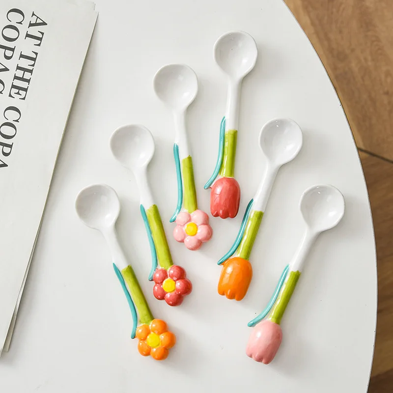 Tulip Ceramic Spoon Hand Painted Flower Long Handle Stirring Spoon Coffee Dessert 3D Flower Spoon Kitchen Tableware
Tulip Ceramic Spoon Hand Painted Flower Long Handle Stirring Spoon Coffee Dessert 3D Flower Spoon Kitchen Tableware