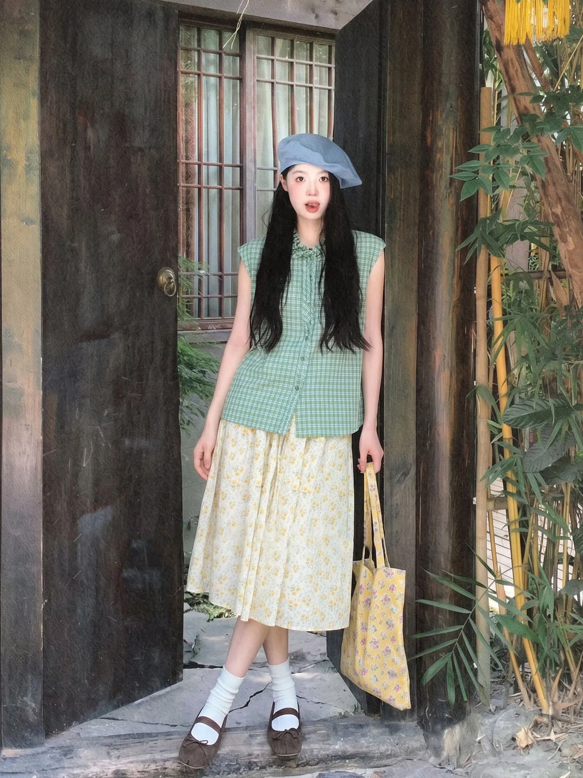 Summer Green Plaid Sleeveless Vest Shirt Floral Half Skirt Two Piece Set Women's Fashion Ensemble Breathable Lightweight
Summer Green Plaid Sleeveless Vest Shirt Floral Half Skirt Two Piece Set Women's Fashion Ensemble Breathable Lightweight