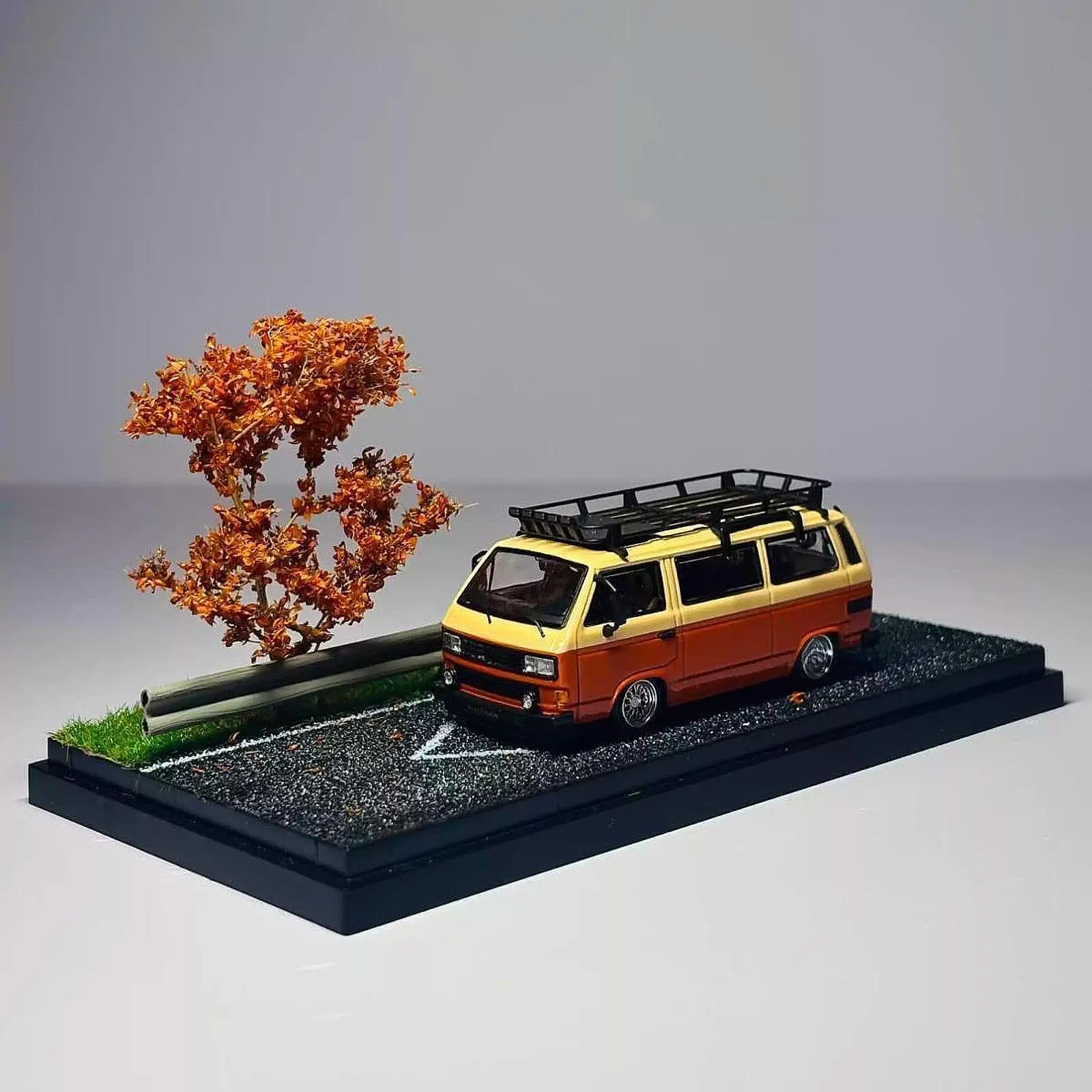 Simulation Miniature Model Car Display Case Acrylic Parking Lot Diorama Box for 1 64 Diecast Vehicles
Simulation Miniature Model Car Display Case Acrylic Parking Lot Diorama Box for 1 64 Diecast Vehicles