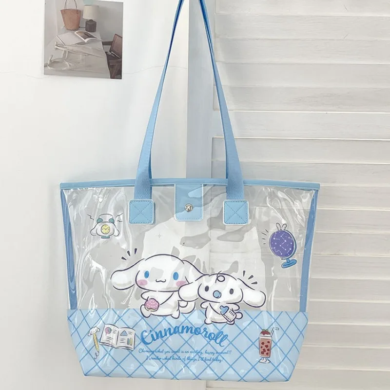 Sanrio Fashion High Quality Jelly Transparent Handbag Women's Cartoon Hello Kitty Large Capacity Versatile Outdoor Beach Bag
Sanrio Fashion High Quality Jelly Transparent Handbag Women's Cartoon Hello Kitty Large Capacity Versatile Outdoor Beach Bag