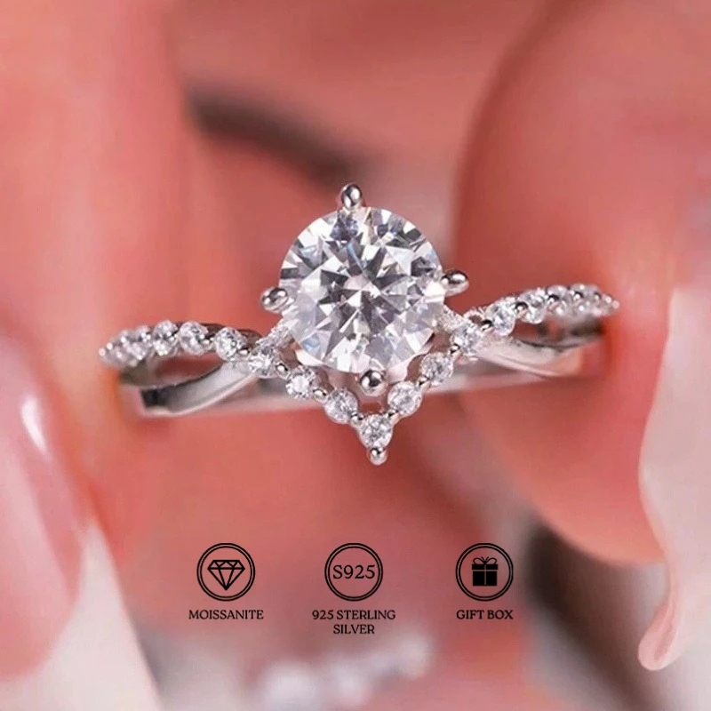 1pc 1Carat 925 Sterling Silver Moissanite Ring, An Exquisite Gift on Valentine's Day, A Promise Ring for Girls, A Sweet Gift.
1pc 1Carat 925 Sterling Silver Moissanite Ring, An Exquisite Gift on Valentine's Day, A Promise Ring for Girls, A Sweet Gift.