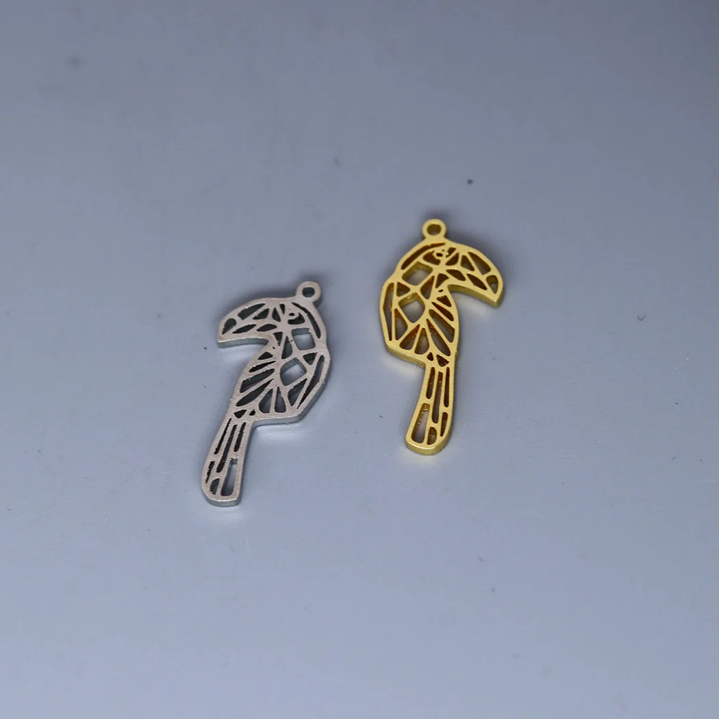 3pcs Novelty Animal Bird Parrot Charm Pendants Making DIY Stainless Steel Handmade Finding Jewelry
3pcs Novelty Animal Bird Parrot Charm Pendants Making DIY Stainless Steel Handmade Finding Jewelry