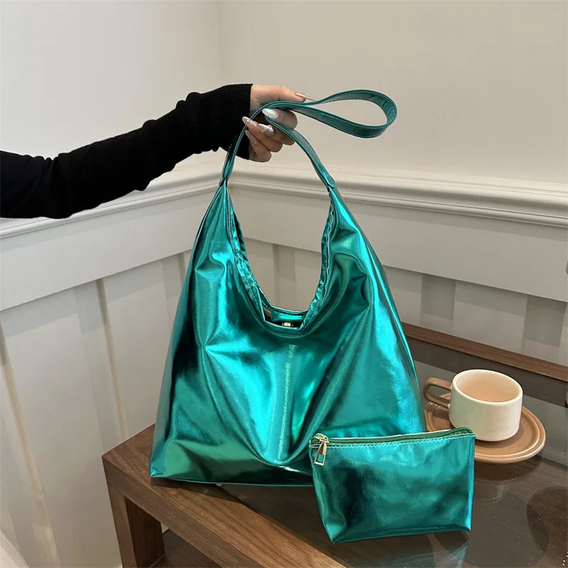 Fashion Glossy Tote Bag for Women 2024 Autumn Shoulder Commuter Bag Casual Women's Large Capacity Crossbody Bag Большая Сумка
Fashion Glossy Tote Bag for Women 2024 Autumn Shoulder Commuter Bag Casual Women's Large Capacity Crossbody Bag Большая Сумка