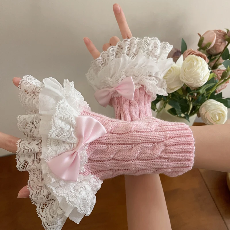 Women Fake Sleeve Ruffles Cuffs Lolita Black White False Sleeves Knitted Lace Cuffs Detachable Wrist Warmer for Shirt Sweater
Women Fake Sleeve Ruffles Cuffs Lolita Black White False Sleeves Knitted Lace Cuffs Detachable Wrist Warmer for Shirt Sweater