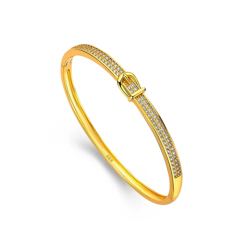 Fashion 18K Gold Color Bracelet for Women High Grade Diamond Horseshoe Shaped Gold Color Bracelets Bangle Wedding Engagement
Fashion 18K Gold Color Bracelet for Women High Grade Diamond Horseshoe Shaped Gold Color Bracelets Bangle Wedding Engagement