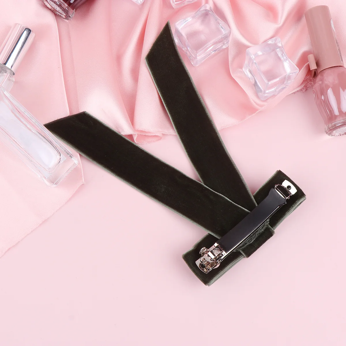 1Pcs Butterfly Knot Hair Clip Green Large Bowknot Headdress for Girls Spring Festival Wear Chic Safe Hair Decoration Pins
1Pcs Butterfly Knot Hair Clip Green Large Bowknot Headdress for Girls Spring Festival Wear Chic Safe Hair Decoration Pins