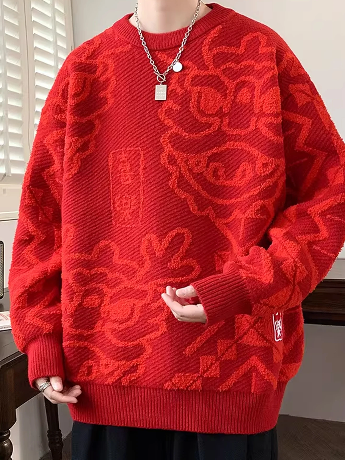Красный утепленный свободный вязаный свитер с круглым вырезом для мужчин, повседневный, комфортный, теплый базовый джемпер на весну 2026 года
Красный утепленный свободный вязаный свитер с круглым вырезом для мужчин, повседневный, комфортный, теплый базовый джемпер на весну 2026 года