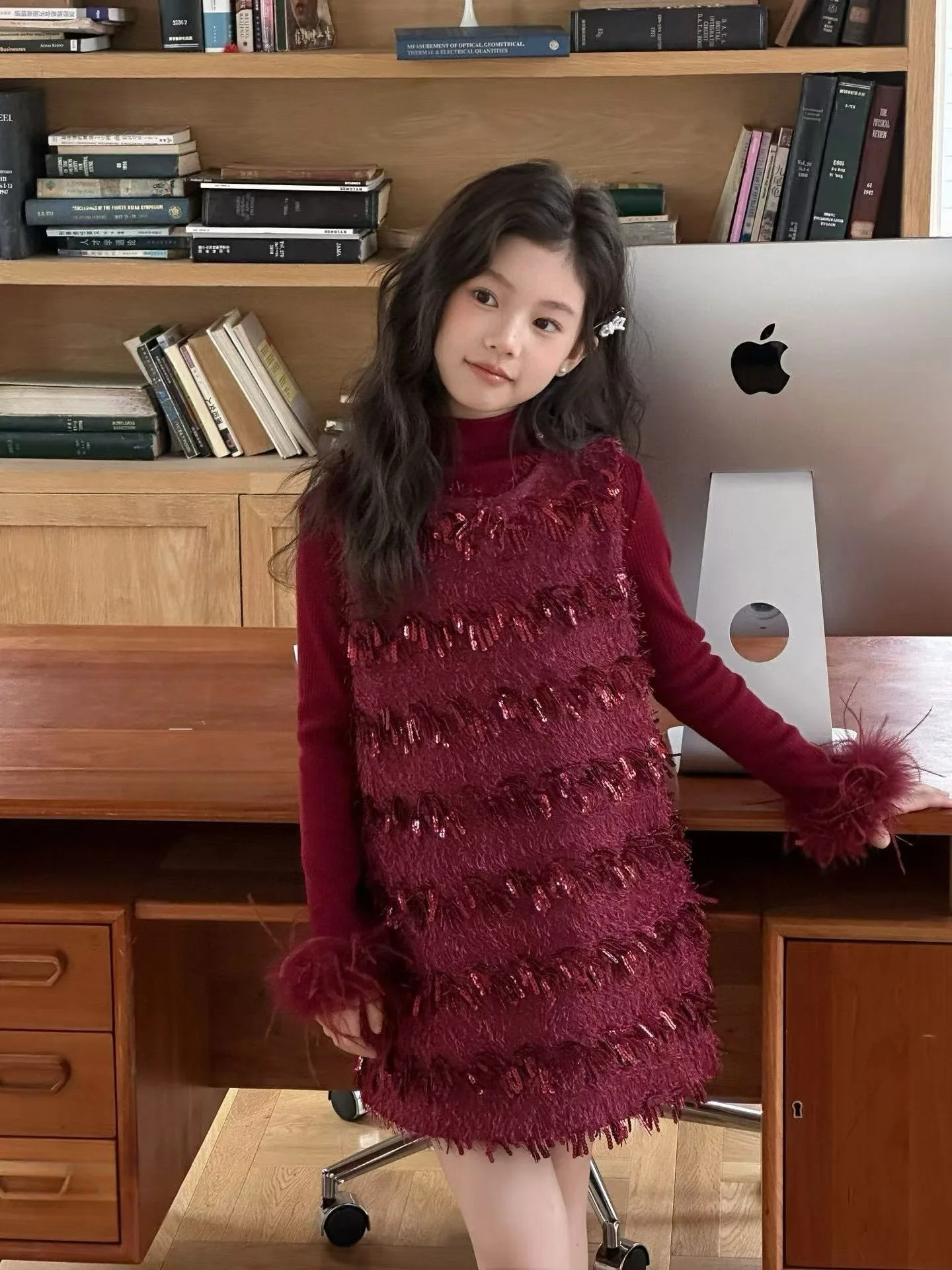 New Baby Girls Winter Fashion Teenage Sets, Underwear + Vest Dress Princess Sweet Suits 5-12 T
New Baby Girls Winter Fashion Teenage Sets, Underwear + Vest Dress Princess Sweet Suits 5-12 T