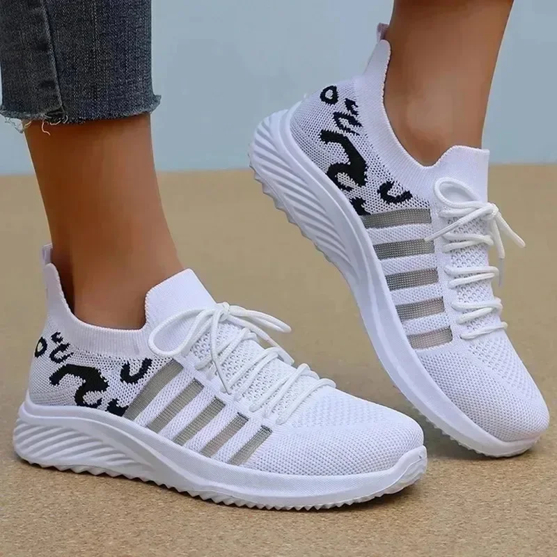 Summer Shoes for Women 2025 New Mesh Shoes Breathable Sports Shoes Fashionable and Versatile Casual Sneakers Zapatos Casuales
Summer Shoes for Women 2025 New Mesh Shoes Breathable Sports Shoes Fashionable and Versatile Casual Sneakers Zapatos Casuales