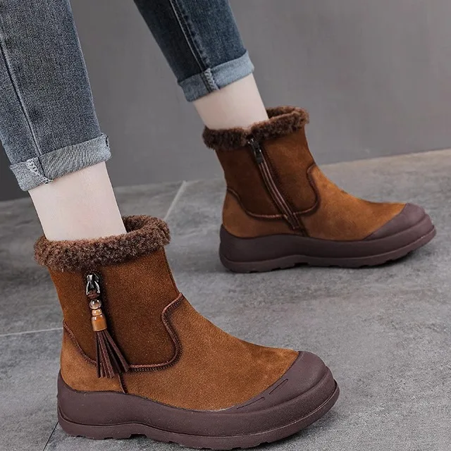 Warm Fleece Lined Thick Bottomed Leather Snow Boots Tassel Detail Winter Fashion High Top Boots round Toe Flat Heel Rubber Sole
Warm Fleece Lined Thick Bottomed Leather Snow Boots Tassel Detail Winter Fashion High Top Boots round Toe Flat Heel Rubber Sole