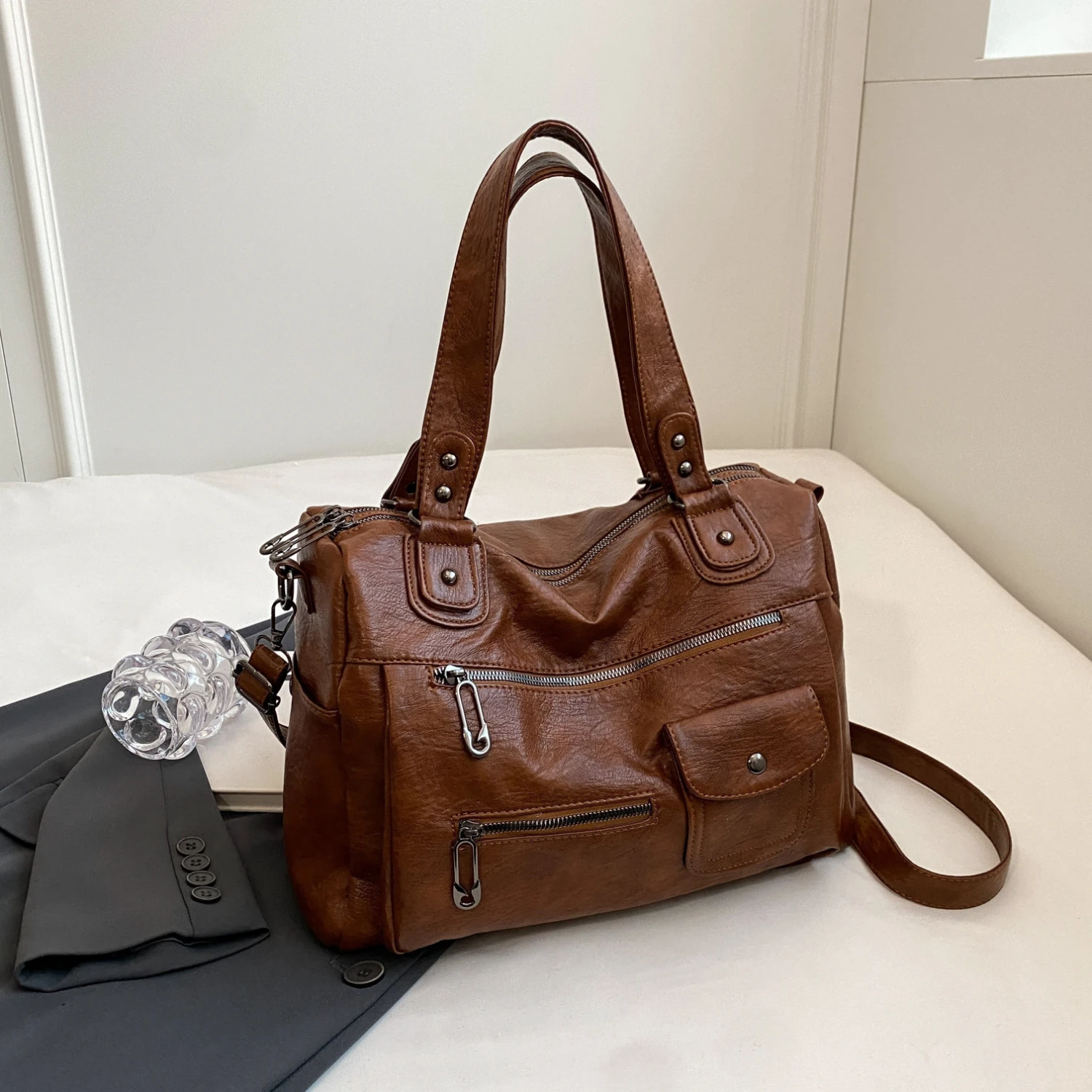 Vintage Tote Bag For Women, Multi Pockets Shoulder Bag, Retro Soft PU Leather Crossbody Bag
Vintage Tote Bag For Women, Multi Pockets Shoulder Bag, Retro Soft PU Leather Crossbody Bag