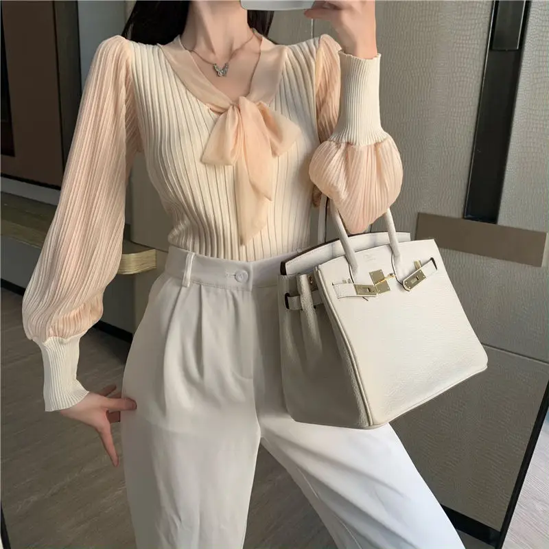 Vintage Pleated Fashion Patchwork Bow V-neck Solid Color Long Sleeve Knitwear Women Spring Autumn All-match Temperament Tops
Vintage Pleated Fashion Patchwork Bow V-neck Solid Color Long Sleeve Knitwear Women Spring Autumn All-match Temperament Tops