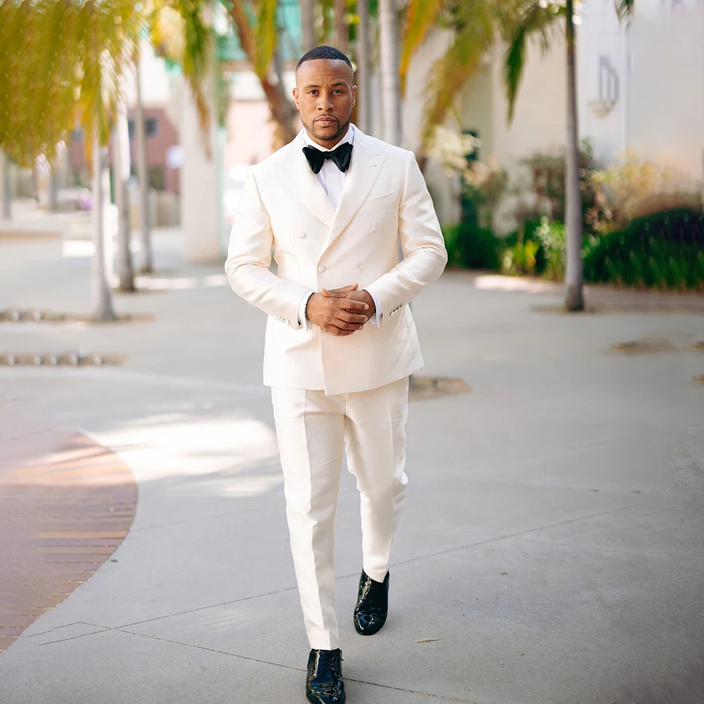 High Quaitly White Wedding Men Suits 2 Pieces Peaked Lapel Double Breasted Tuxedo Prom Slim Fit Blazer Jacket+Pants Customized
High Quaitly White Wedding Men Suits 2 Pieces Peaked Lapel Double Breasted Tuxedo Prom Slim Fit Blazer Jacket+Pants Customized
