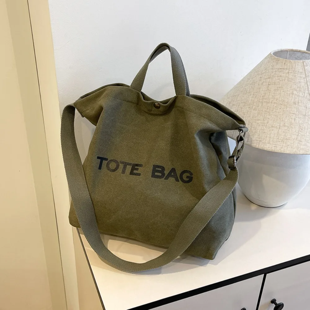 Модная сумка-тоут, утолщенная большая вместительная сумка через плечо, парусиновая сумка на плечо в корейском стиле для мужчин
Модная сумка-тоут, утолщенная большая вместительная сумка через плечо, парусиновая сумка на плечо в корейском стиле для мужчин