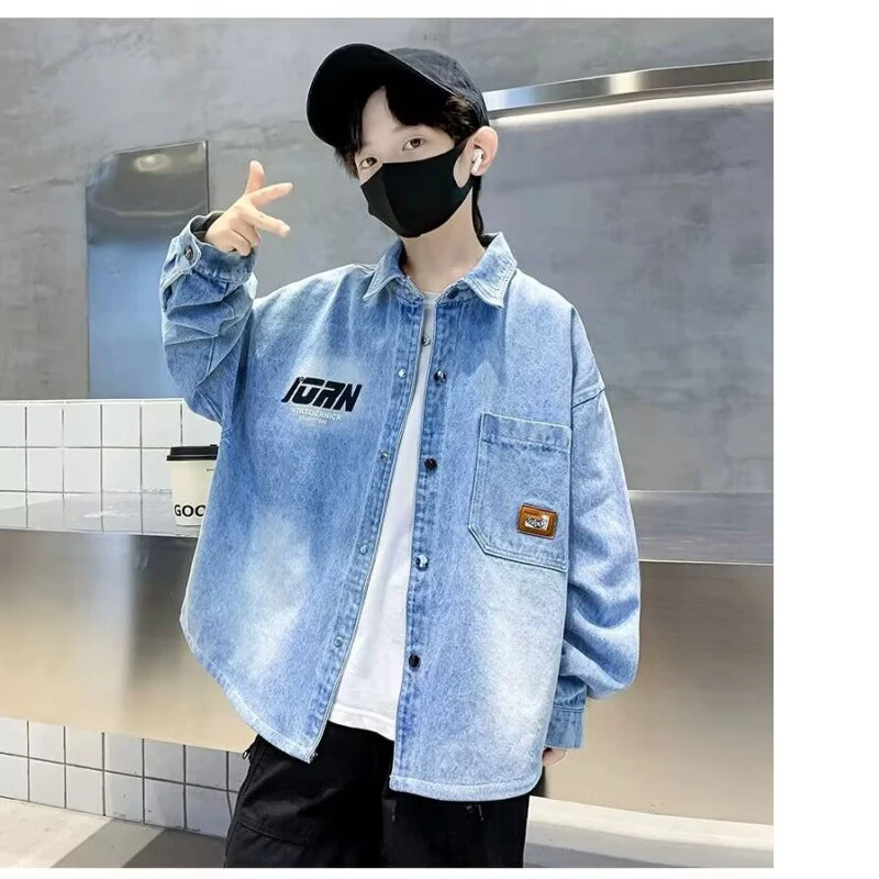 Spring Kids Boys Jeans Jacket Fashion Letter Denim Coats Korean Style Children Clothing Autumn Baby Girls Clothes Outerwear
Spring Kids Boys Jeans Jacket Fashion Letter Denim Coats Korean Style Children Clothing Autumn Baby Girls Clothes Outerwear