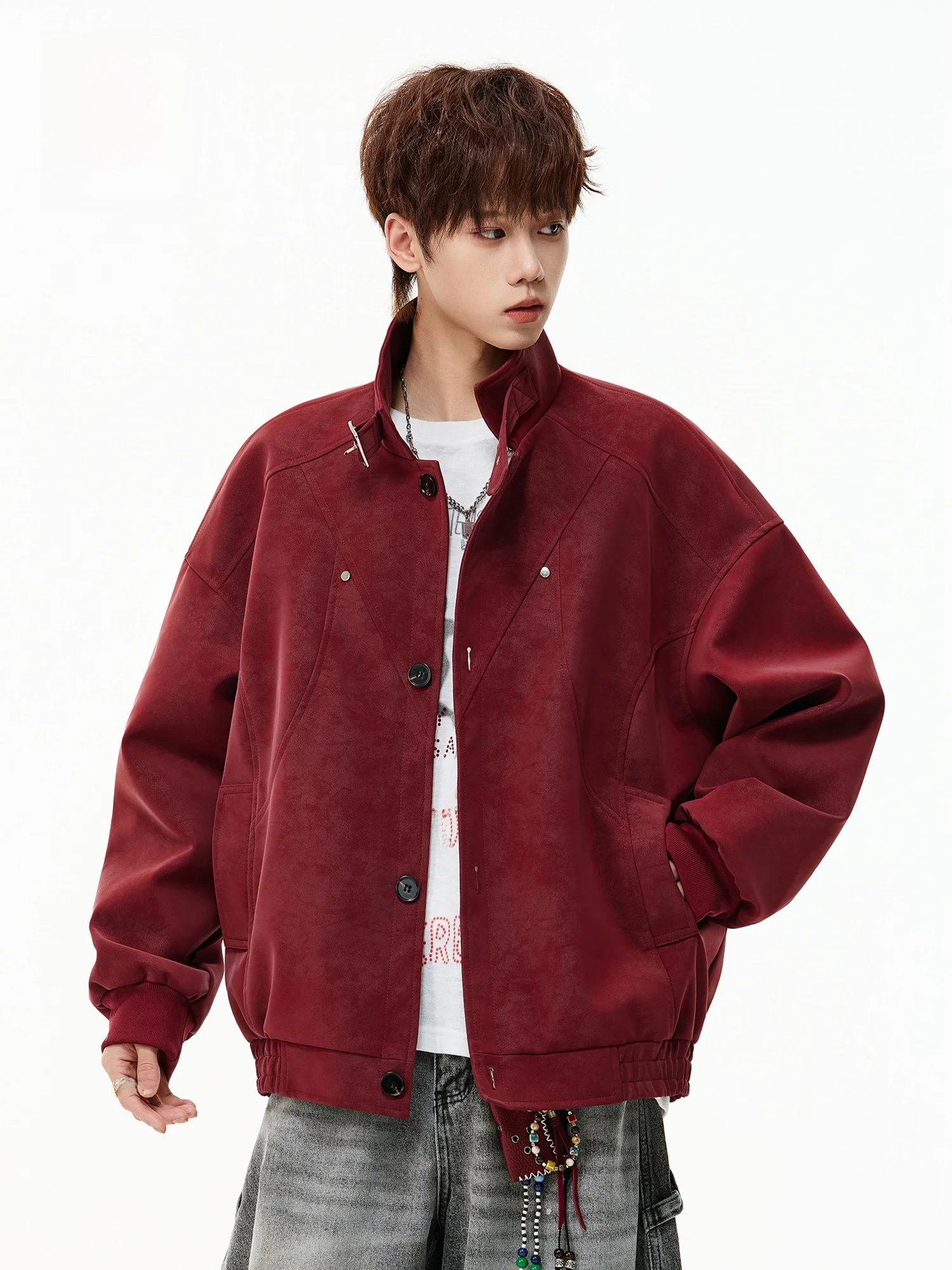 Мужская свободная повседневная мотоциклетная куртка VUUG в американском ретро-стиле из красной искусственной кожи с воротником, весна-осень, молодежная мода
Мужская свободная повседневная мотоциклетная куртка VUUG в американском ретро-стиле из красной искусственной кожи с воротником, весна-осень, молодежная мода