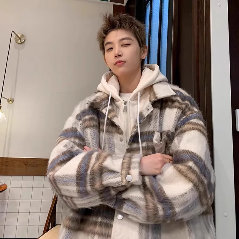 Men's Thickened Warm Plaid Woolen Coat with Hood Autumn Winter Large Size American Style Fake Two-Piece Cotton Jacket
Men's Thickened Warm Plaid Woolen Coat with Hood Autumn Winter Large Size American Style Fake Two-Piece Cotton Jacket