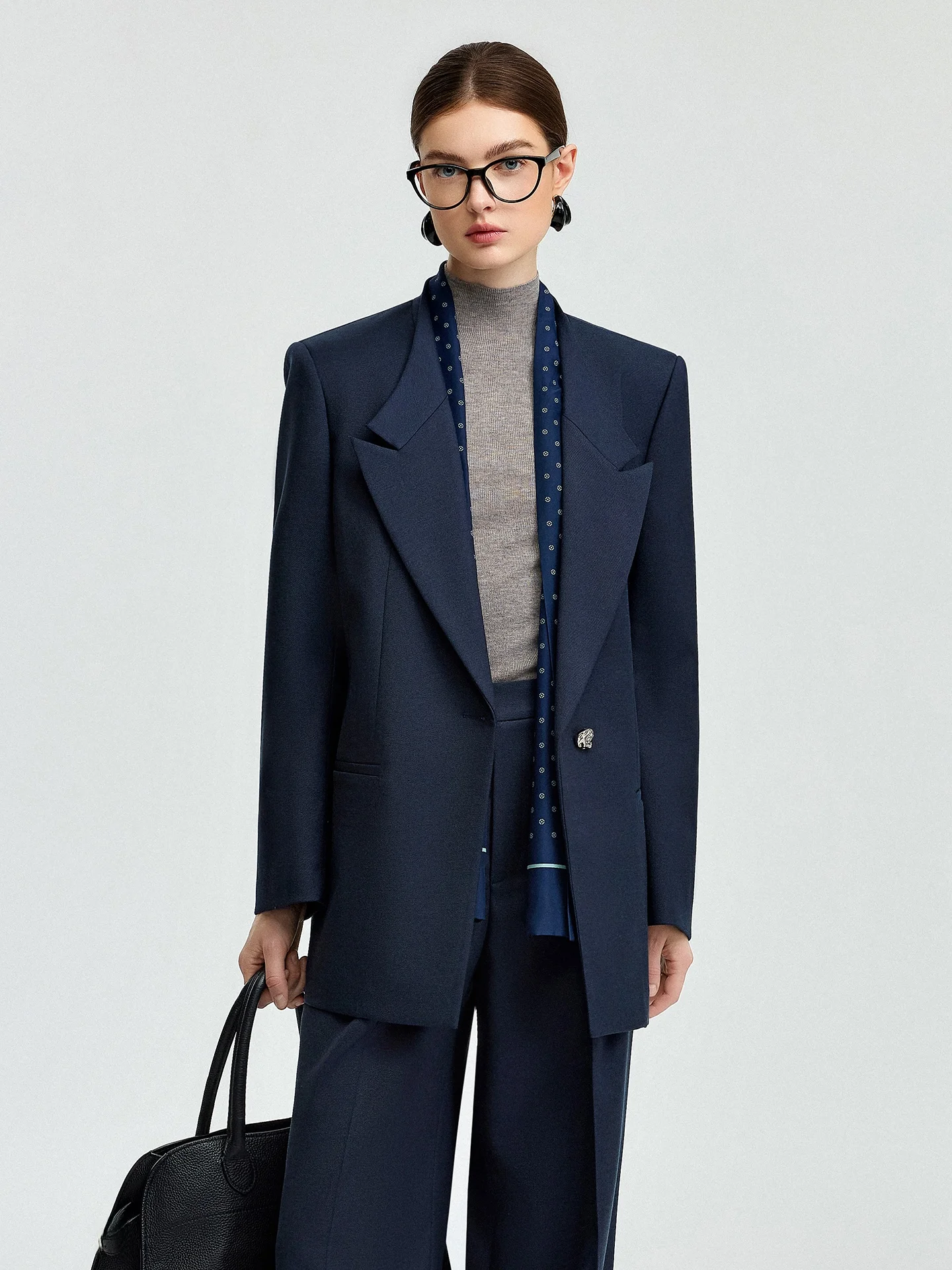 Elegant British Style Wide Leg Pants Suit Women's Business Casual Fashion High Waist Knowledge Old Money Style Outfit
Elegant British Style Wide Leg Pants Suit Women's Business Casual Fashion High Waist Knowledge Old Money Style Outfit