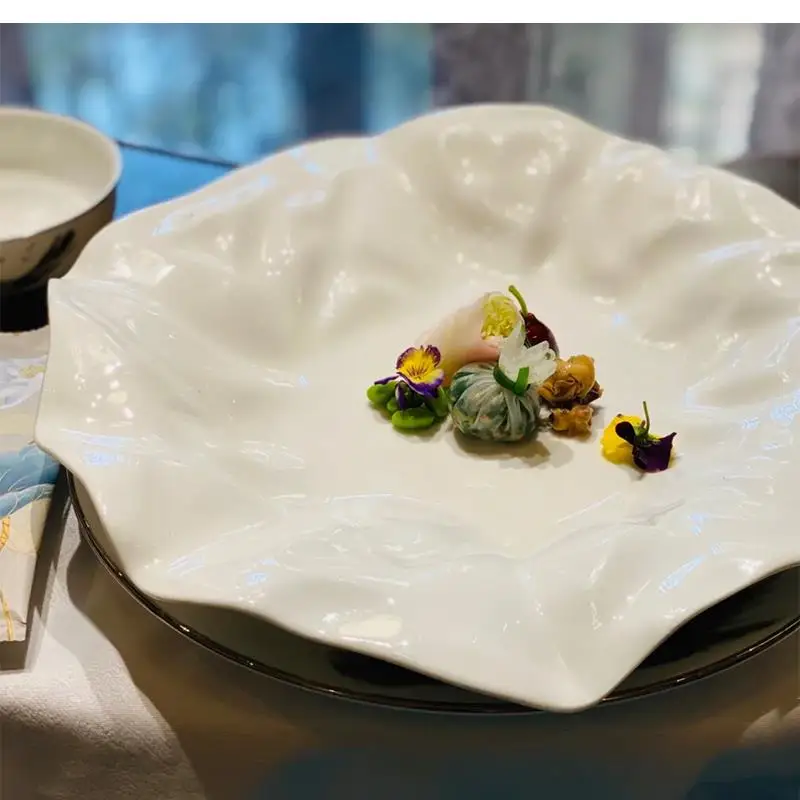Simple White Round Cold Plate Wrinkled Shaped Tableware Irregular Home Kitchen Supplies Ceramic
Simple White Round Cold Plate Wrinkled Shaped Tableware Irregular Home Kitchen Supplies Ceramic