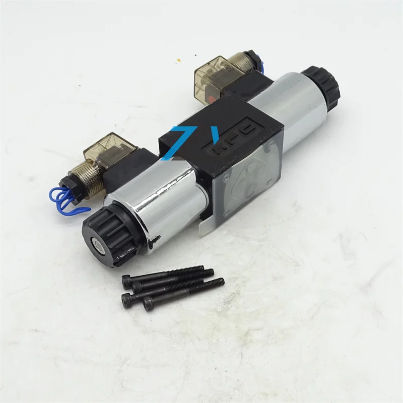Construction Machinery Parts Excavator Hydraulic Control Valve Solenoid Valve FW-02-3C2-D24Z5L-50
Construction Machinery Parts Excavator Hydraulic Control Valve Solenoid Valve FW-02-3C2-D24Z5L-50