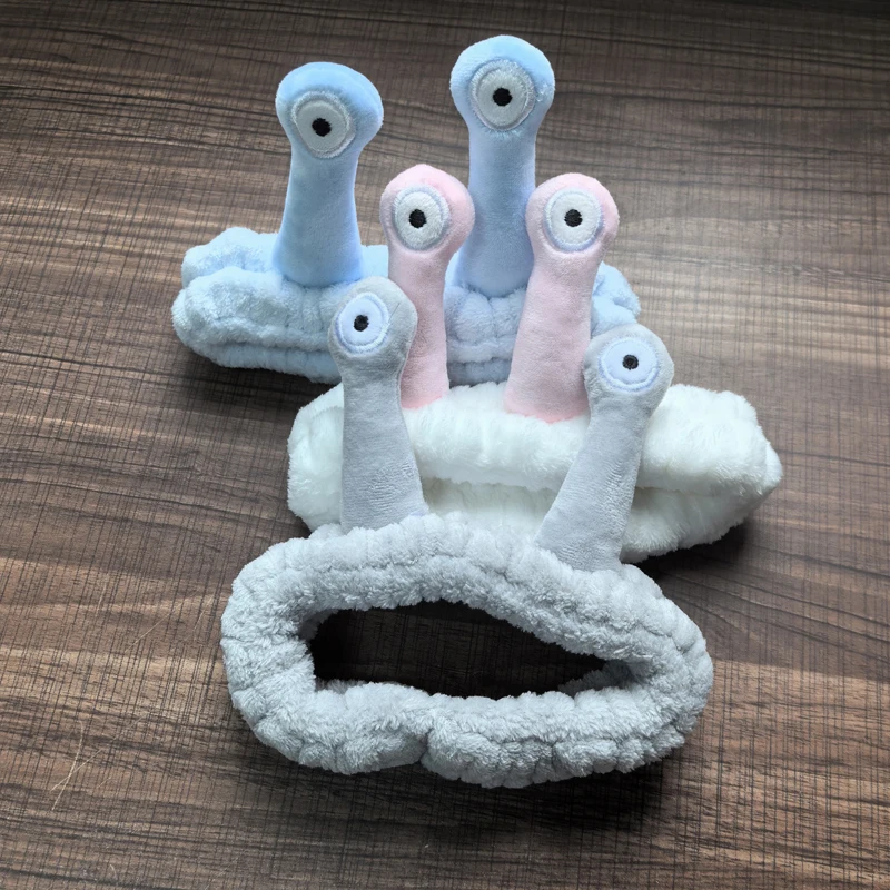 Cartoon Cute Big Eyes Soft Towel Cloth Headband Women Comfortable Elastic Hair Band for Washing Face and Makeup Hair Accessories
Cartoon Cute Big Eyes Soft Towel Cloth Headband Women Comfortable Elastic Hair Band for Washing Face and Makeup Hair Accessories