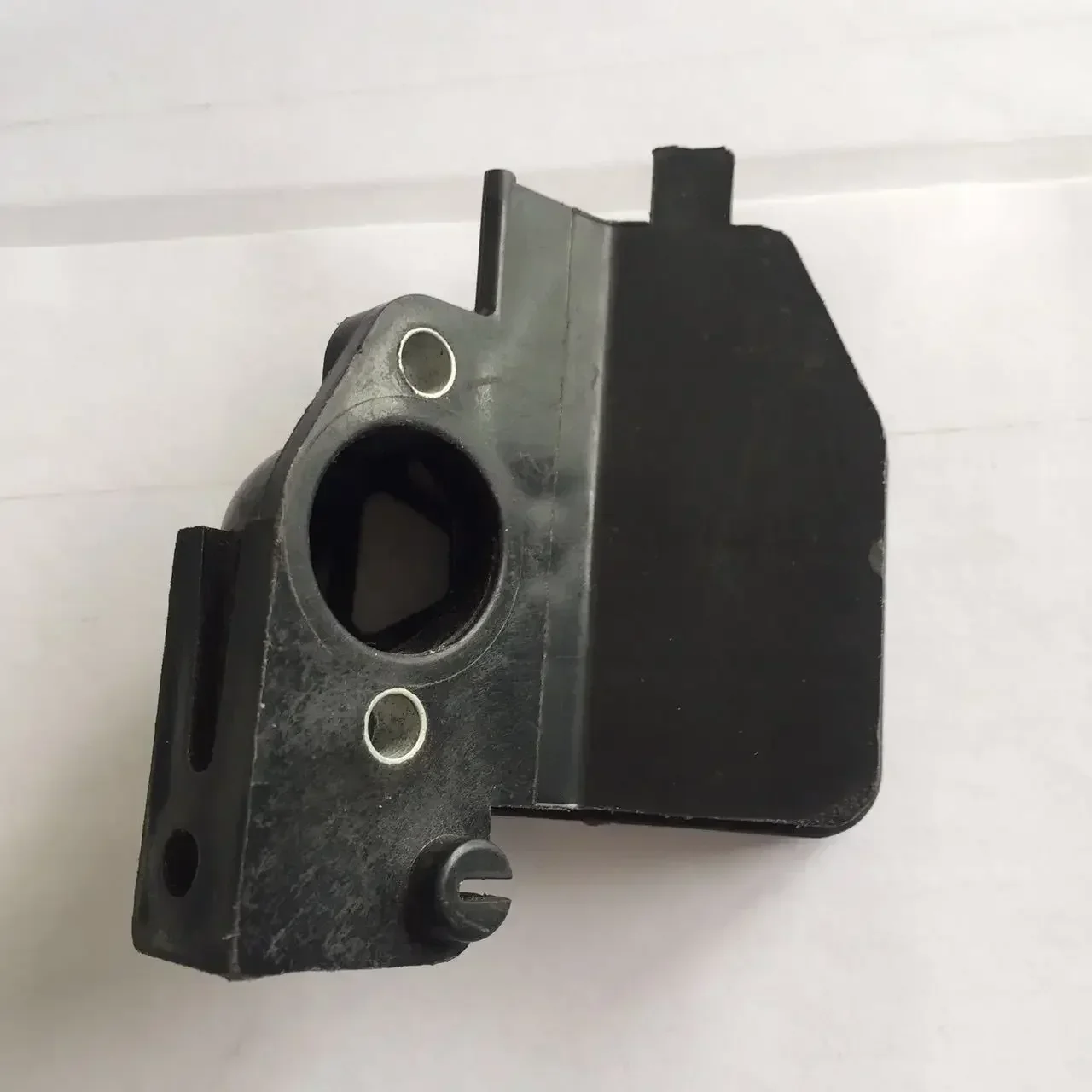 Air Filter For Chainsaw P350S Removes Small Particles High Quality Sturdy And Durable Cleaning Air Filter Assembly
Air Filter For Chainsaw P350S Removes Small Particles High Quality Sturdy And Durable Cleaning Air Filter Assembly