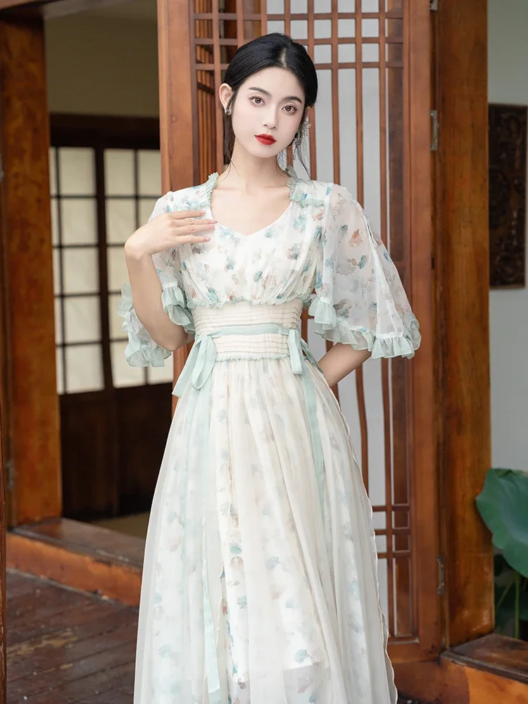 Новые китайские винтажные платья Hanfu для женщин 2023 шифоновое зеленое элегантное платье с V-образным вырезом и принтом для женщин летнее Повседневное платье Hanfu в стиле ретро
Новые китайские винтажные платья Hanfu для женщин 2023 шифоновое зеленое элегантное платье с V-образным вырезом и принтом для женщин летнее Повседневное платье Hanfu в стиле ретро