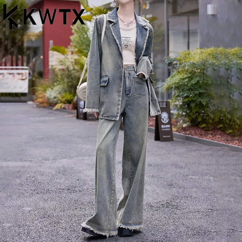 KWTX 2025 летний женский джинсовый комплект из двух предметов, синяя куртка, широкие брюки с бахромой, элегантный роскошный повседневный наряд высокого качества
KWTX 2025 летний женский джинсовый комплект из двух предметов, синяя куртка, широкие брюки с бахромой, элегантный роскошный повседневный наряд высокого качества