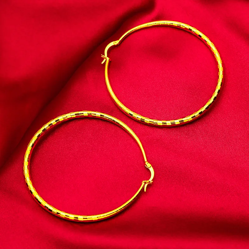 Женские серьги с метеоритным дождем AU999 из 24-каратного золота | Лоза, обернутая перламутровой инкрустацией, повседневный свежий стиль.
Женские серьги с метеоритным дождем AU999 из 24-каратного золота | Лоза, обернутая перламутровой инкрустацией, повседневный свежий стиль.