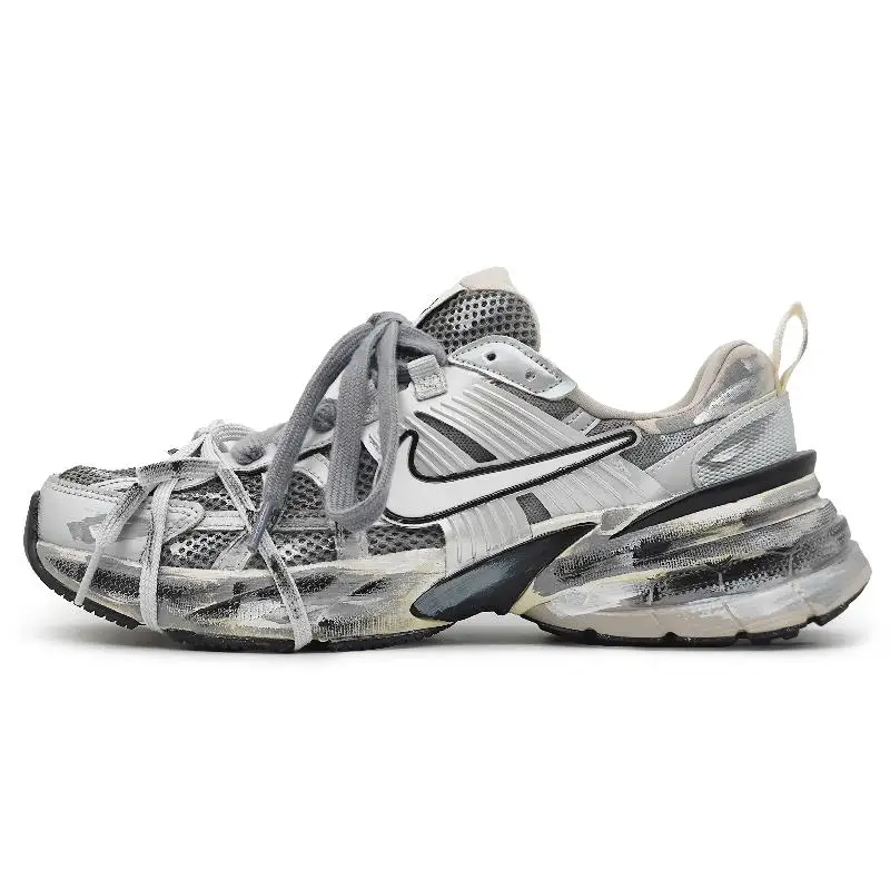 【Customize】Nike V2K Run Running Shoes Women's Low-top Black/white Sneakers shoes FD0736-100
【Customize】Nike V2K Run Running Shoes Women's Low-top Black/white Sneakers shoes FD0736-100