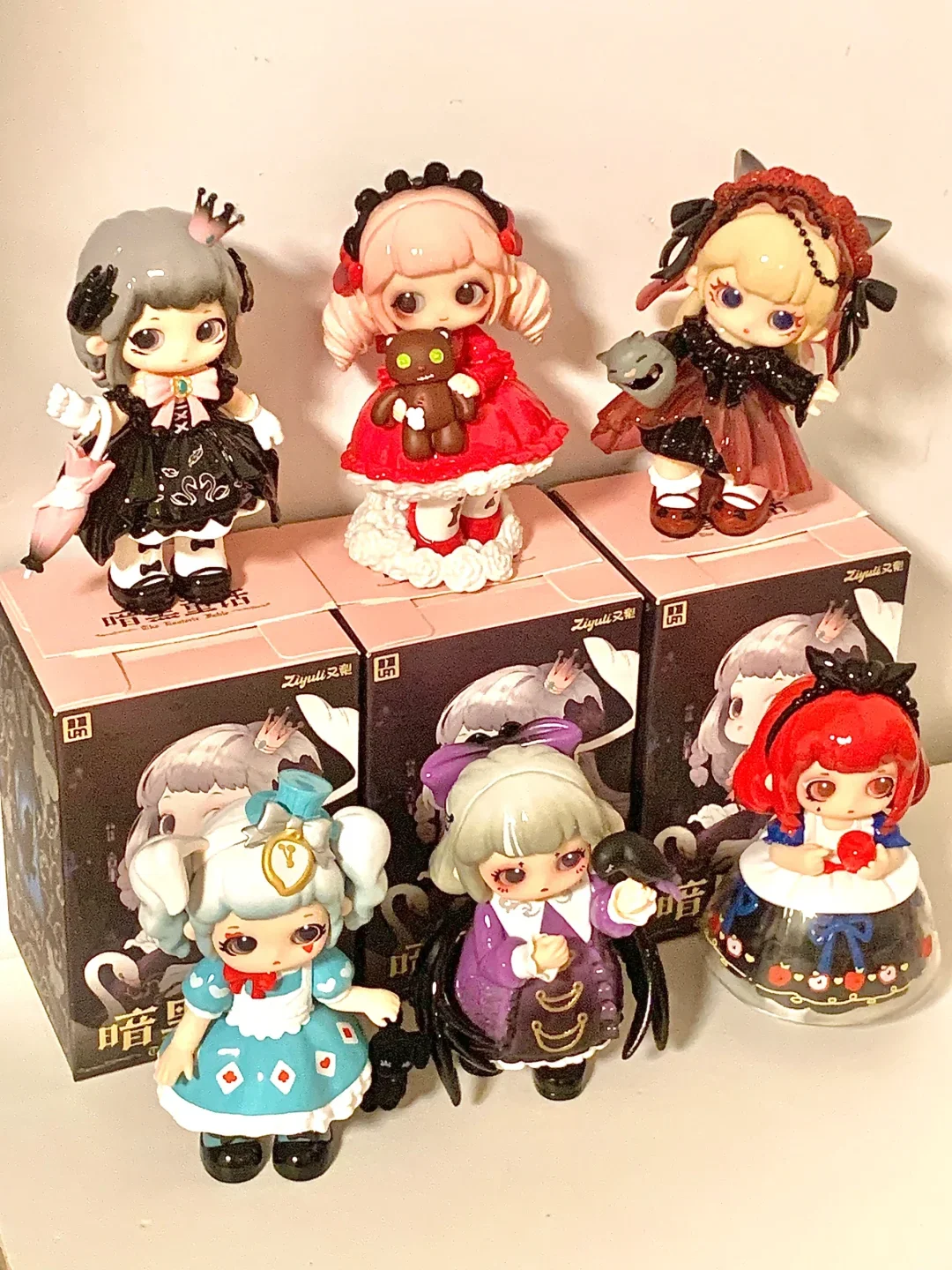Коллекционная фигурка Youli Generation Dark Fairy Tale Series Blind Box: модный сувенир, креативный подарок, игрушка для девочек, подарок на день рождения
Коллекционная фигурка Youli Generation Dark Fairy Tale Series Blind Box: модный сувенир, креативный подарок, игрушка для девочек, подарок на день рождения
