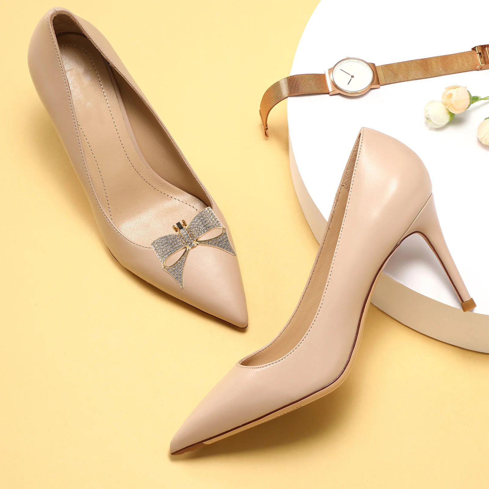 4Pcs Zinc Alloy Bowknot Shoe Clips Rhinestone High Heel Wedding Bridal Party Accessories Decor Shoe Clips for Wedding
4Pcs Zinc Alloy Bowknot Shoe Clips Rhinestone High Heel Wedding Bridal Party Accessories Decor Shoe Clips for Wedding