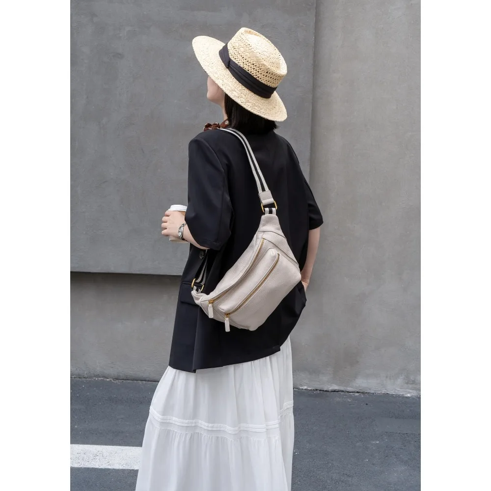 Women's Breast Bag Women's Leather Crossbody Casual Crossbody Unique Texture Versatile Shoulder Diagonal Span Small Waist Pack
Women's Breast Bag Women's Leather Crossbody Casual Crossbody Unique Texture Versatile Shoulder Diagonal Span Small Waist Pack