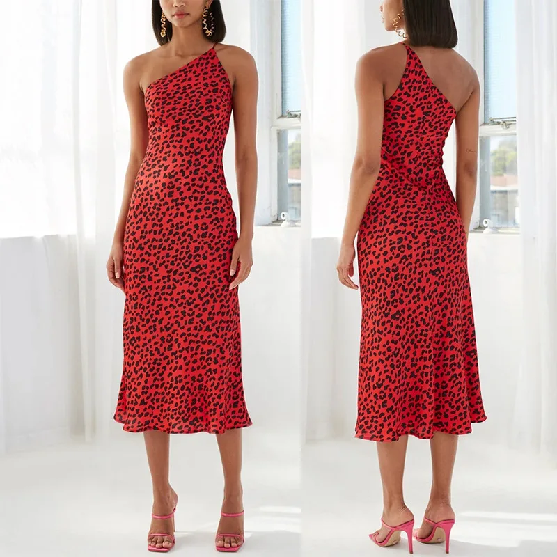 Summer New Red Leopard Pattern Dot Print Dress Casual Waist Wrapped One Shoulder Strap Long Dress
Summer New Red Leopard Pattern Dot Print Dress Casual Waist Wrapped One Shoulder Strap Long Dress