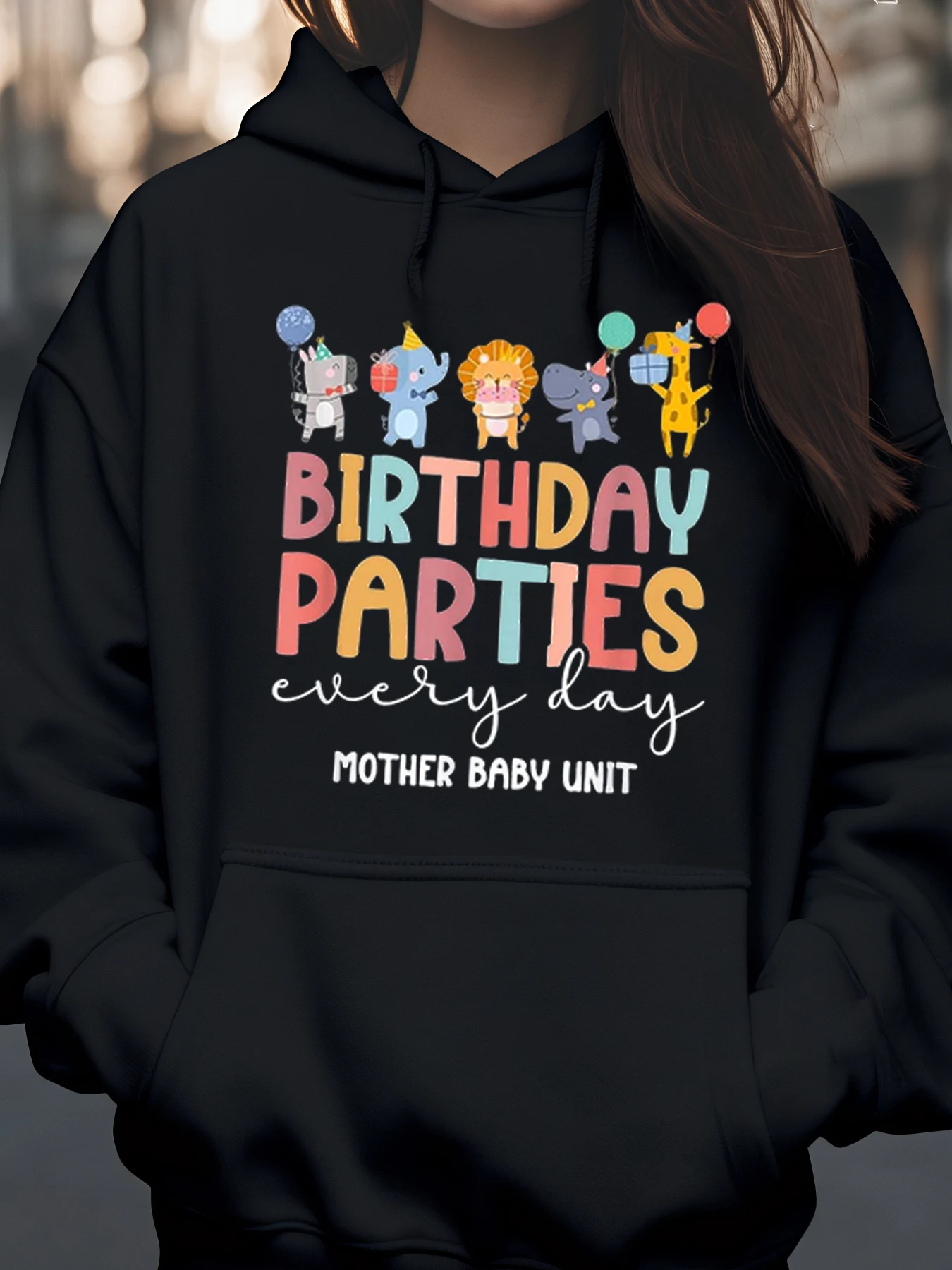 Вечерние по случаю дня рождения, толстовка с капюшоном и принтом для мамы и ребенка, праздничная повседневная одежда для женщин и мам
Вечерние по случаю дня рождения, толстовка с капюшоном и принтом для мамы и ребенка, праздничная повседневная одежда для женщин и мам